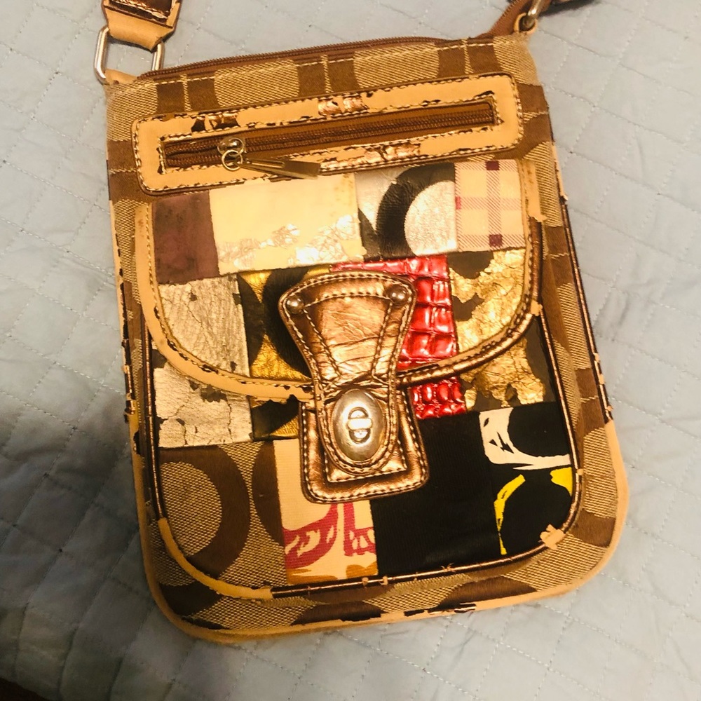 Bubble retro patch style bag
